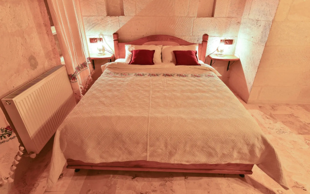 Mosaic Cave Hotel