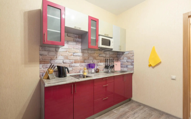 Пять звезд на Ленина 23