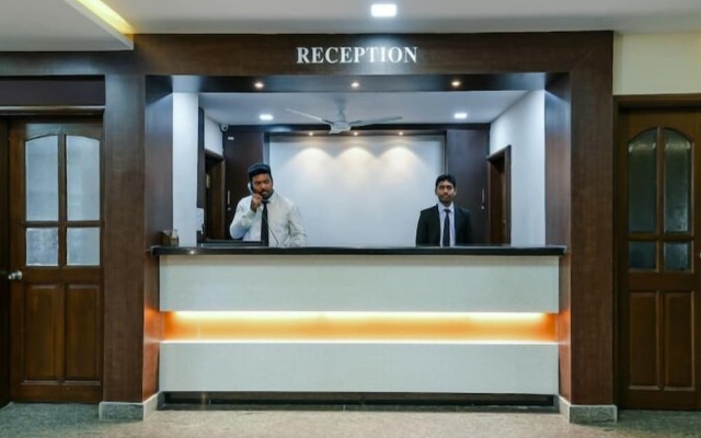 Hotel Dwaraka Inn