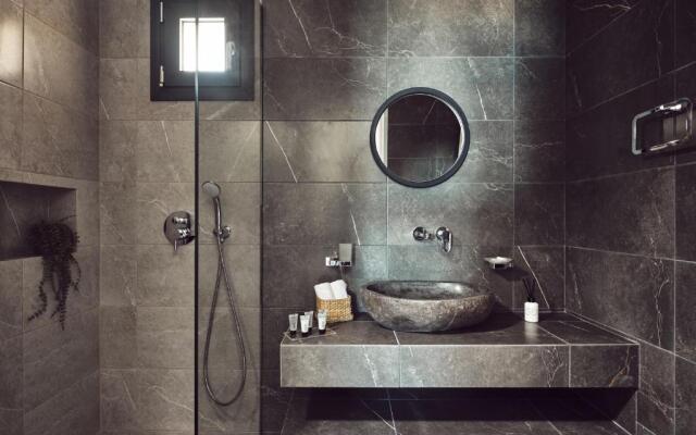 La Mer SeaFront Villa ZanteZen, By ThinkVilla