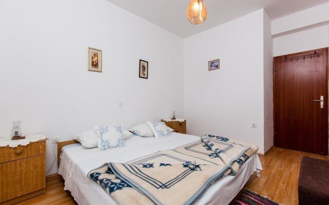 Apartments Ante Senka