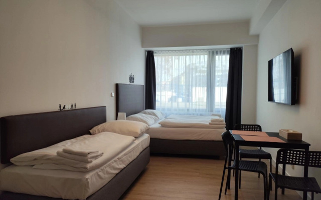 Post 120 Suites