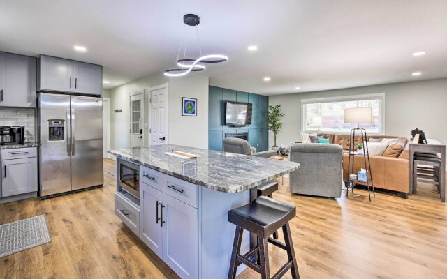 Chic Bentonville Home ~ 1 Mi From Downtown!