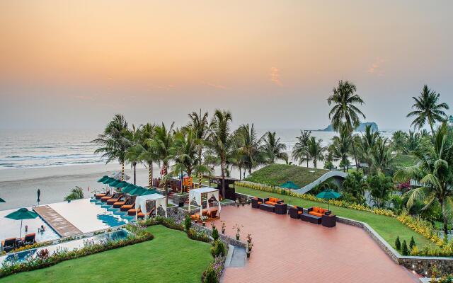 Ngwe Saung Yacht Club & Resort