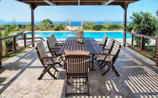 Cretan Beachfront Villas