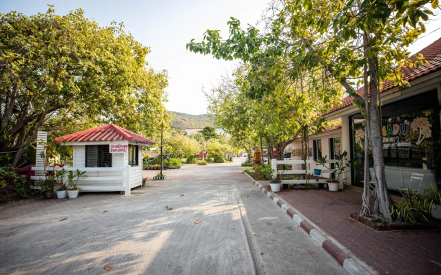 Xanadu Beach Resort