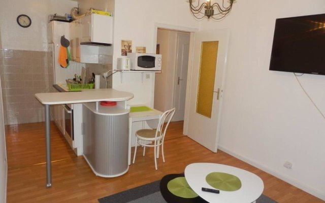 Agréable appartement 2 pieces a forbach - check in autonome
