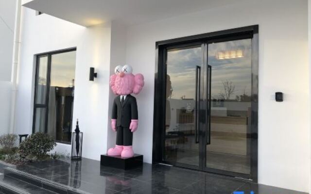 Shanghai Man Ye Garden Resort