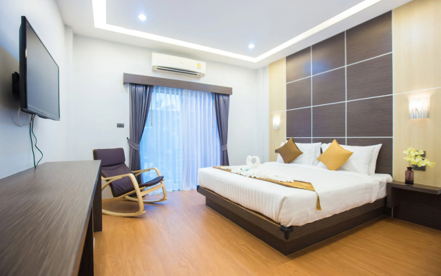 The S.G Hotel