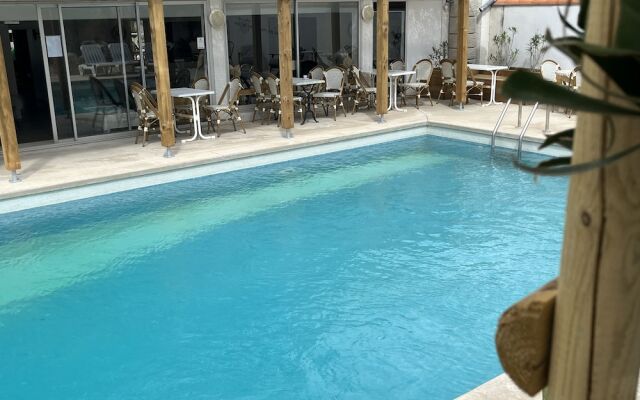 Hôtel Les Sables - Urban Style - by Logis Hotels