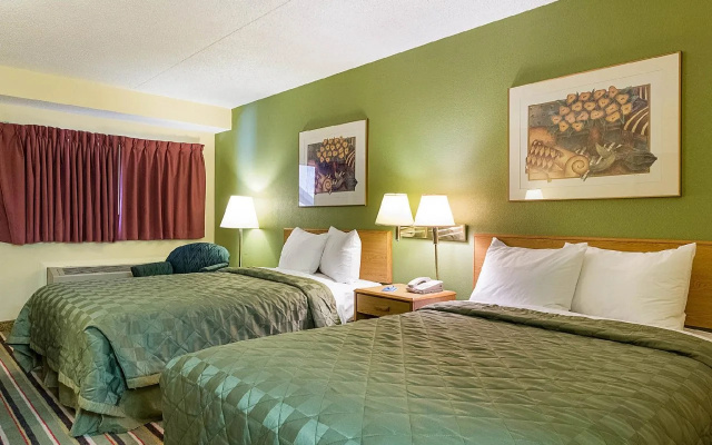 Motel 6 Ashland, OH