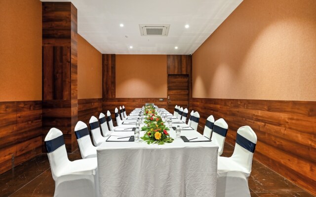 Effotel By Sayaji Sarola