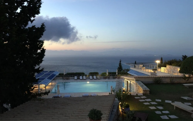 Mira Resort