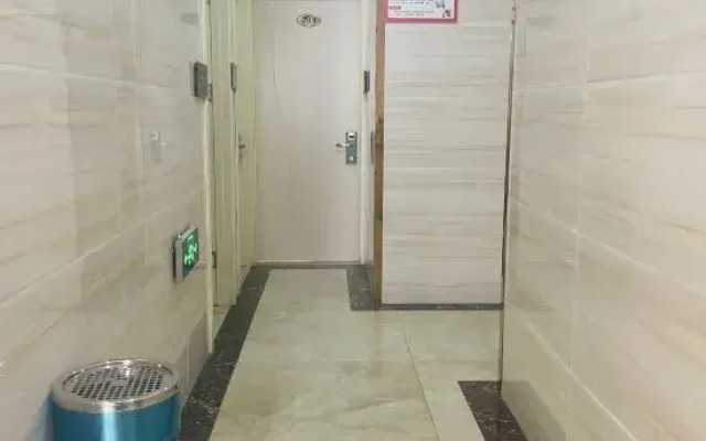 Zaihong Hotel