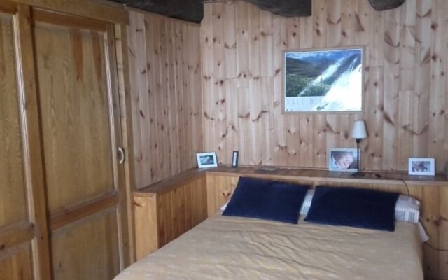 HOMEnFUN Casa Triplex en Vilamos