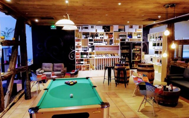 LHostellerie Des Comtes