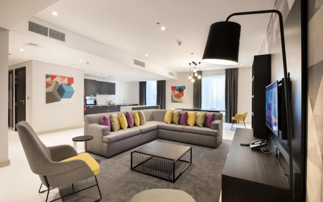Studio M Arabian Plaza Hotel & Hotel Apartments