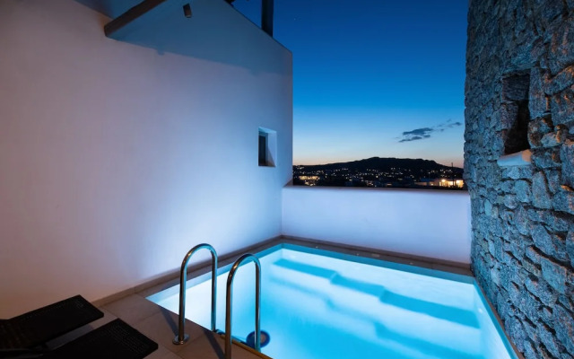 Hosting Moments Private Pool Holiday Home