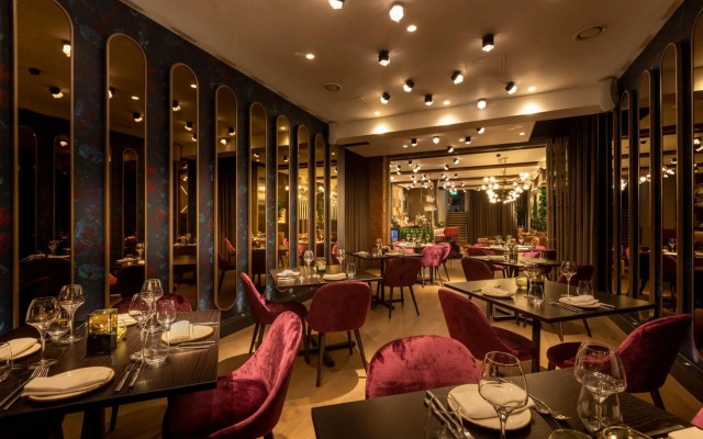 Forty Seven Hotel