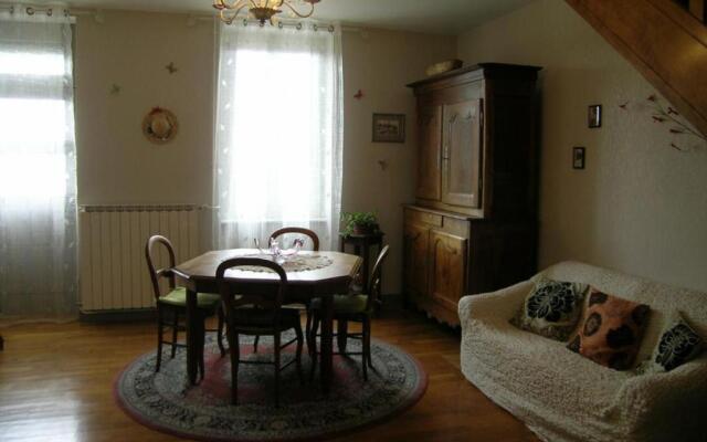Gîte Verneix, 4 pièces, 6 personnes - FR-1-489-133