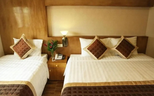 V Central Hotel
