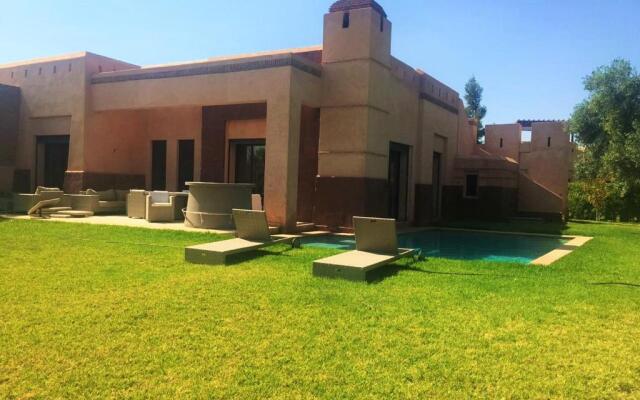 Villa With 3 Bedrooms in Marrakech, With Wonderful Mountain View, Priv