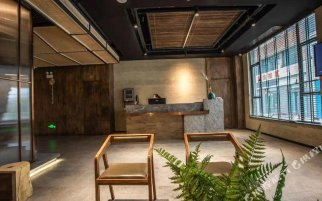 Xiaoyin Yisu Hostel