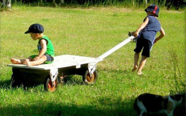 Teepee Meadows Guest Cottages