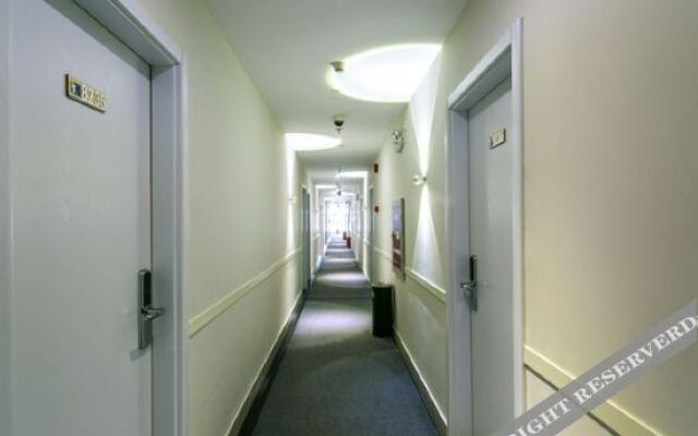100 Inn Liangpin Hotel (Shanghai Pusan Road Subway Station)