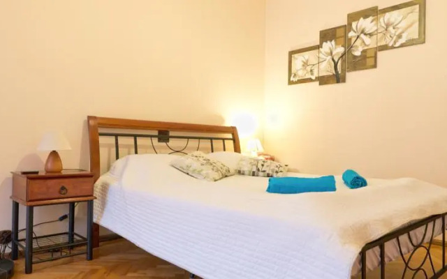 Patio Apartment Old Town