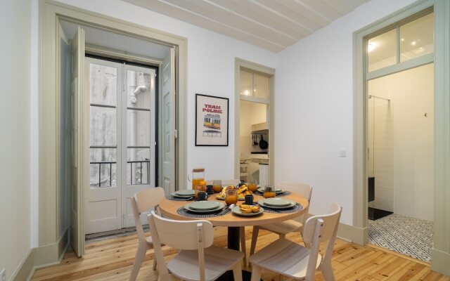 Lisbon's Heartbeat Your Premier Address