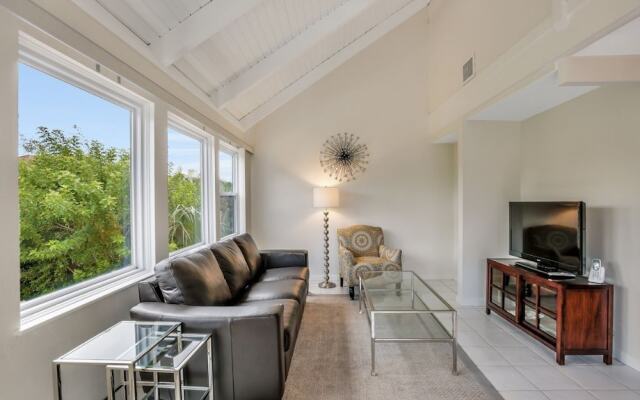 Colonial Home #54053