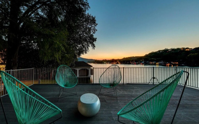 The Arrive Emerald - 5 Br Home