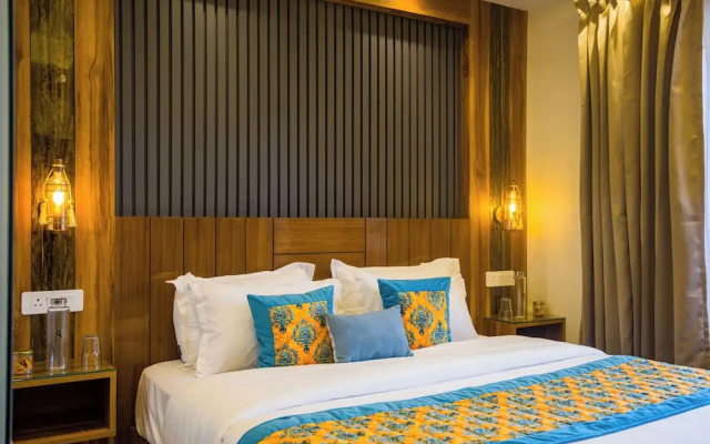 Alaya Stays Pine Shadow Flamingo