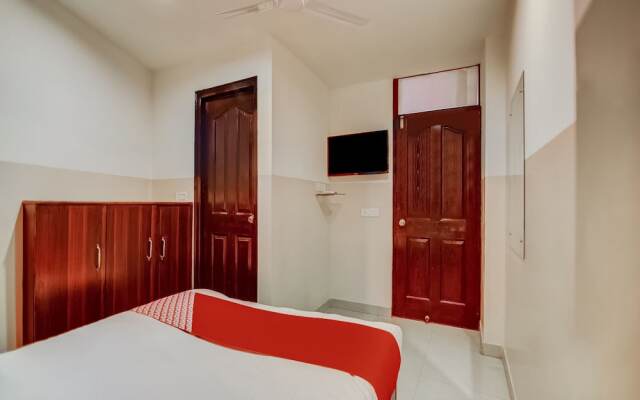 OYO 28461 Townhouse Royal Stay Inn