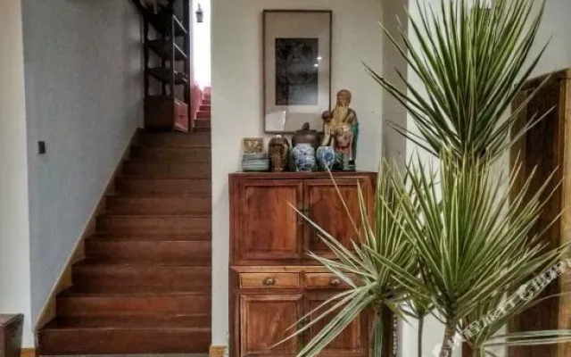 Hangzhou Lingyin Zhanrantang Holiday Hotel