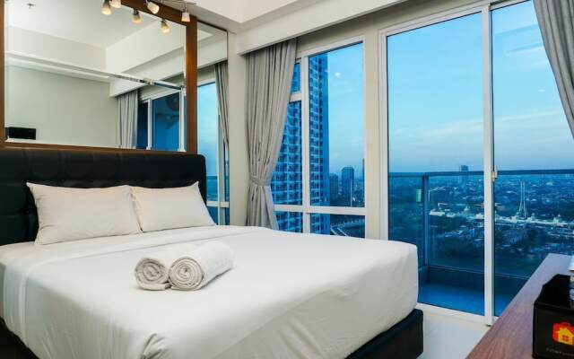 Minimalist Studio Room at Puri Mansion Apartment