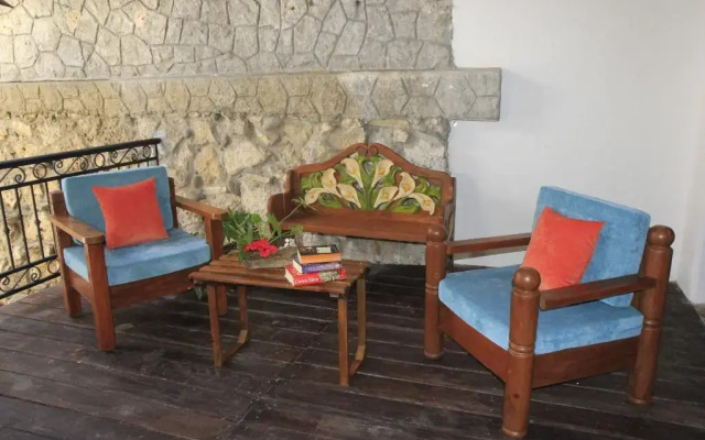 Ahava Hotel