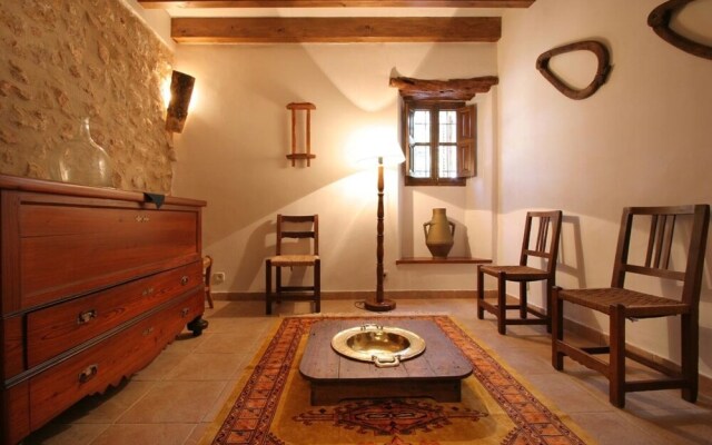 Villa - 3 Bedrooms with Pool and WiFi - 103142