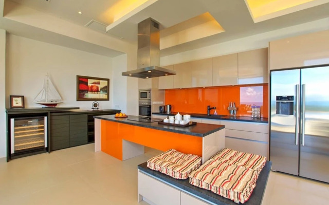 Hilltop Wow 4br Seaview Pool Villa at Naithon Beach
