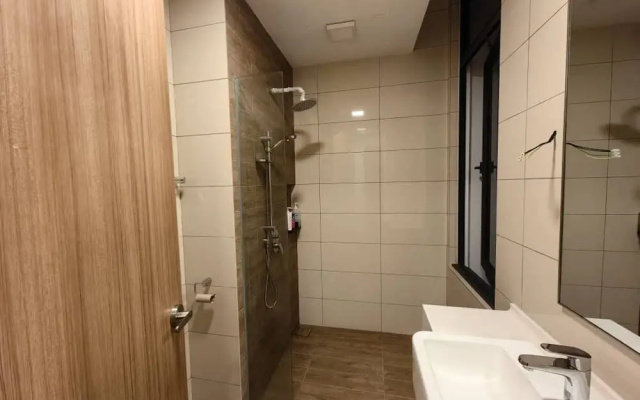 Avara Mid Valley By VP