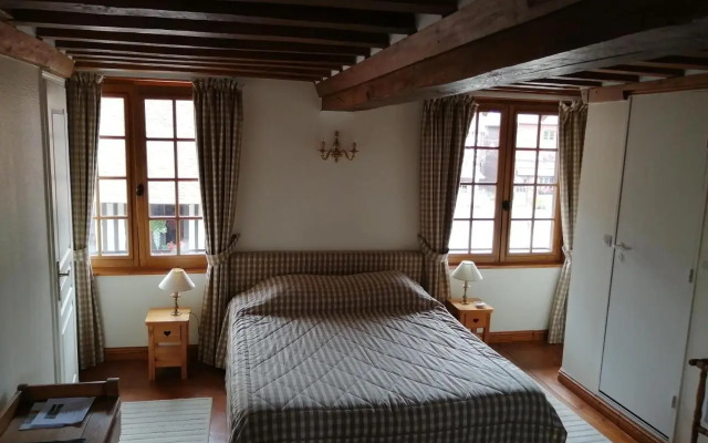 Aux Trois Damoiselles