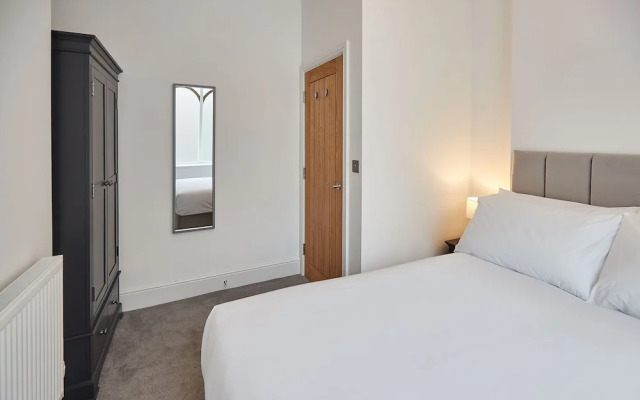 Host Stay Apartment 1 High Street