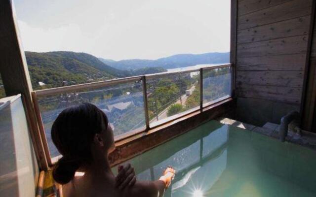 Hakone Elegance