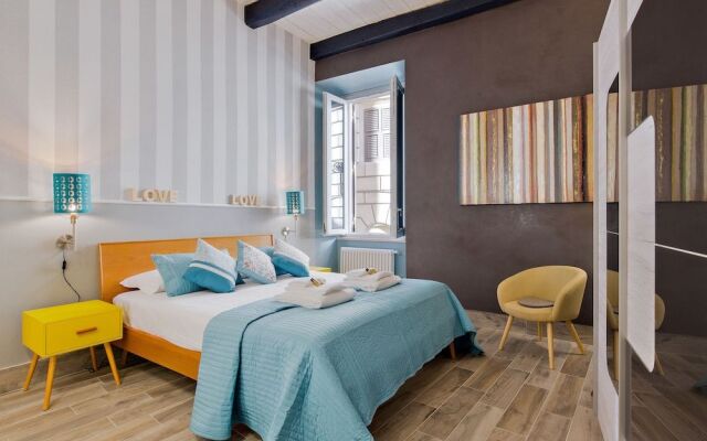 Rome as you feel - Design at Colosseum