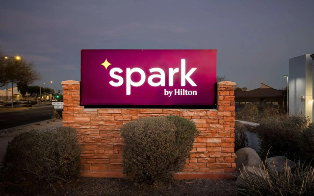 Spark by Hilton Glendale Phoenix North