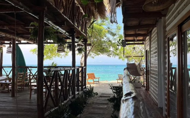 Thani Ecobeach Barú