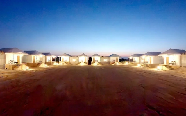 Seven Palms Luxury Camp