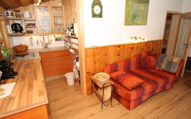 Tranquil Chalet in Niedernsill Salzburg With Garden