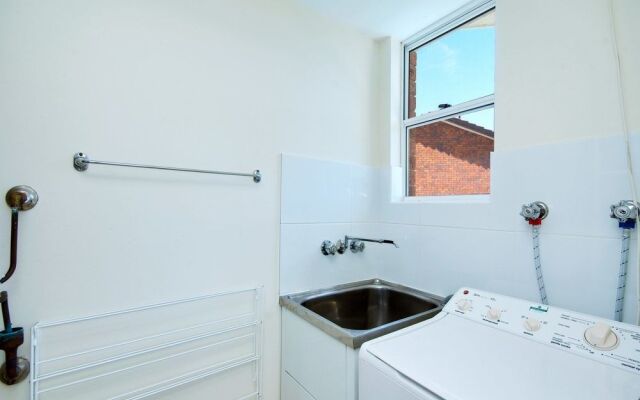 Albacore, Unit 6, 12 Ondine Close